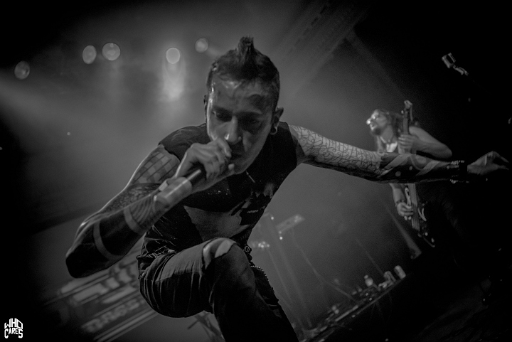 Super Dragon Punch @ Bimfest, picture 18, photographed by Luc Luyten - FrontView Magazine