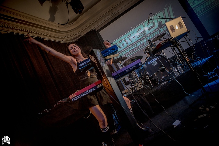 Super Dragon Punch @ Bimfest, picture 19, photographed by Luc Luyten - FrontView Magazine