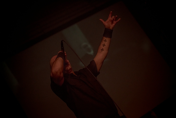 Ah Grumh @ Bimfest, picture 2, photographed by Luc Luyten - FrontView Magazine