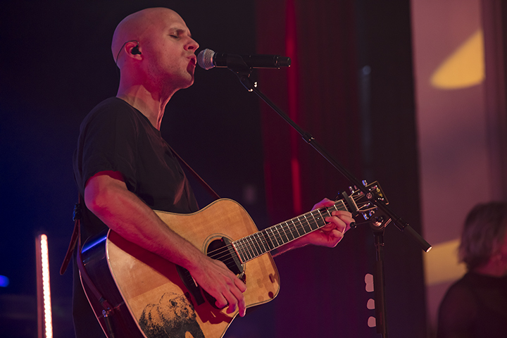 Milow @ De Roma, foto 6, foto's door Frank Lambrechts - FrontView Magazine