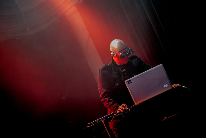 Signal Aout 42 @ Bimfest, picture 4, photographed by Luc Luyten - FrontView Magazine