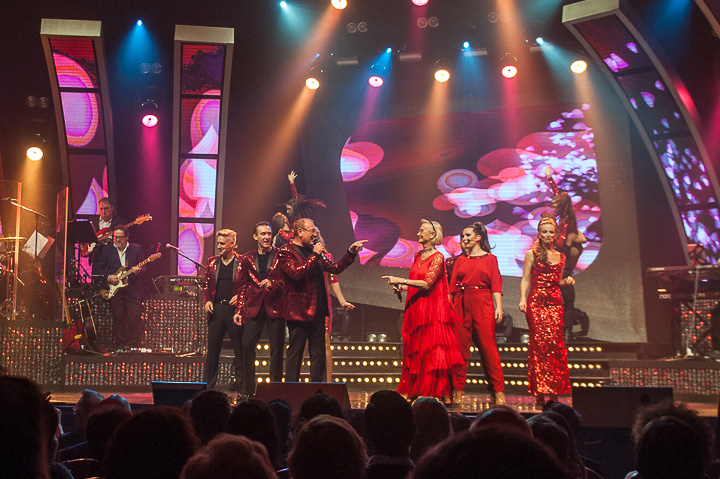 Première Winterrevue 2016 @ Theater Elckerlyc, foto 32, foto's door Goele Bormans - FrontView Magazine