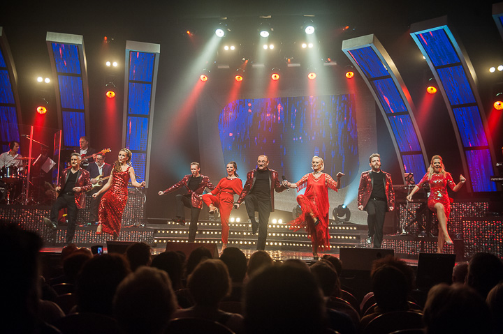 Première Winterrevue 2016 @ Theater Elckerlyc, foto 39, foto's door Goele Bormans - FrontView Magazine
