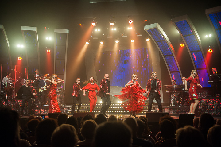 Première Winterrevue 2016 @ Theater Elckerlyc, foto 41, foto's door Goele Bormans - FrontView Magazine