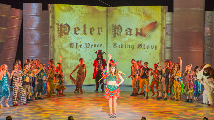 Première Peter Pan, The Never Ending Story Stadsschouwburg Antwerpen, picture 33, photographed by Werner Heselmans - FrontView Magazine