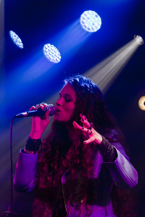 Laura Crowe @ Ancienne Belgique Club, picture 4, photographed by Dieter  Boone - FrontView Magazine