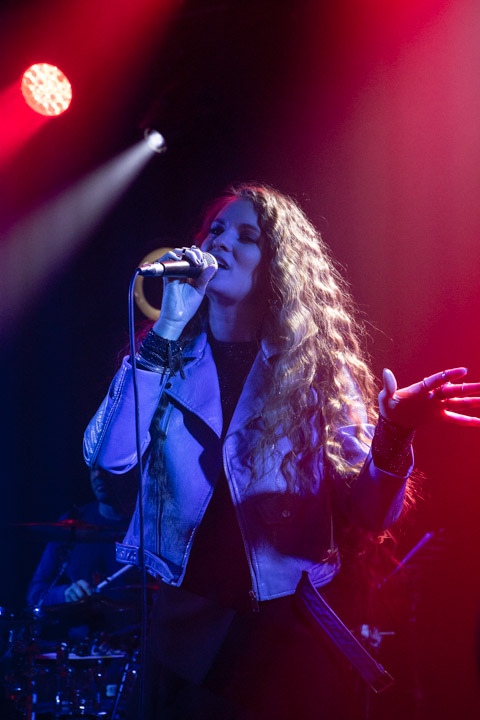 Laura Crowe @ Ancienne Belgique Club, picture 8, photographed by Dieter  Boone - FrontView Magazine