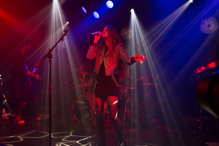 Laura Crowe @ Ancienne Belgique Club, picture 11, photographed by Dieter  Boone - FrontView Magazine
