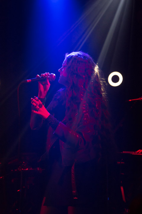 Laura Crowe @ Ancienne Belgique Club, picture 13, photographed by Dieter  Boone - FrontView Magazine