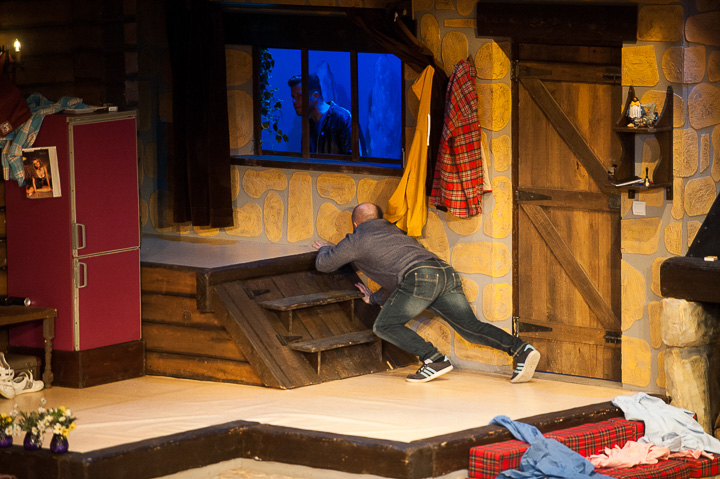 Twee broers en een halve @ echt Antwaarps teater, foto 1, foto's door Goele Bormans - FrontView Magazine