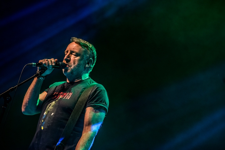 Peter Hook & the Light @ Depot Leuven, picture 12, photographed by Luc Luyten - FrontView Magazine