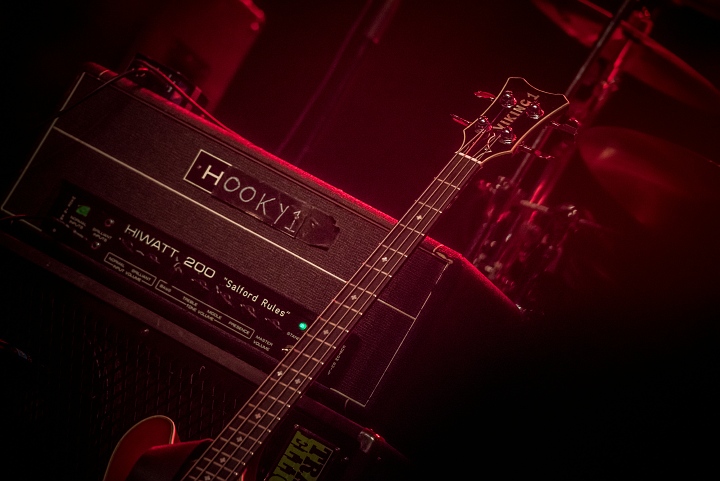 Peter Hook & the Light @ Depot Leuven, picture 34, photographed by Luc Luyten - FrontView Magazine