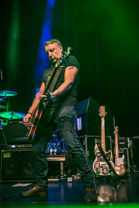 Peter Hook & the Light @ Depot Leuven, picture 39, photographed by Luc Luyten - FrontView Magazine