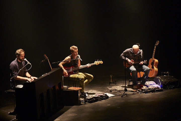 K's Choice - The Backpack Sessions @ Ancienne Belgique, picture 1, photographed by Tom Vanduffel - FrontView Magazine