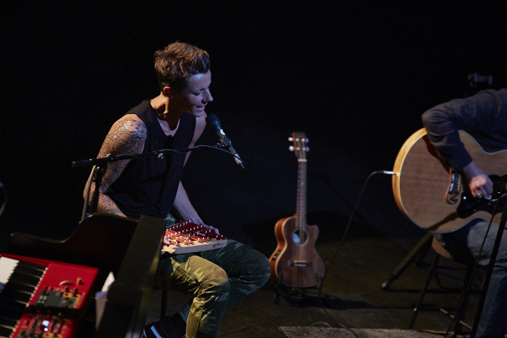 K's Choice - The Backpack Sessions @ Ancienne Belgique, picture 21, photographed by Tom Vanduffel - FrontView Magazine