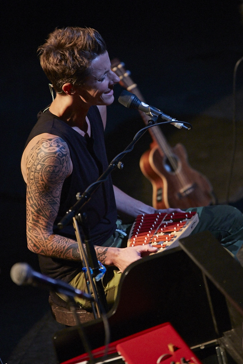 K's Choice - The Backpack Sessions @ Ancienne Belgique, picture 23, photographed by Tom Vanduffel - FrontView Magazine