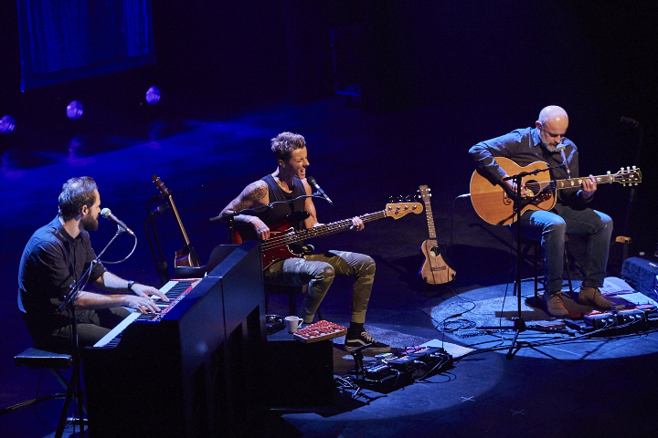 K's Choice - The Backpack Sessions @ Ancienne Belgique, picture 24, photographed by Tom Vanduffel - FrontView Magazine