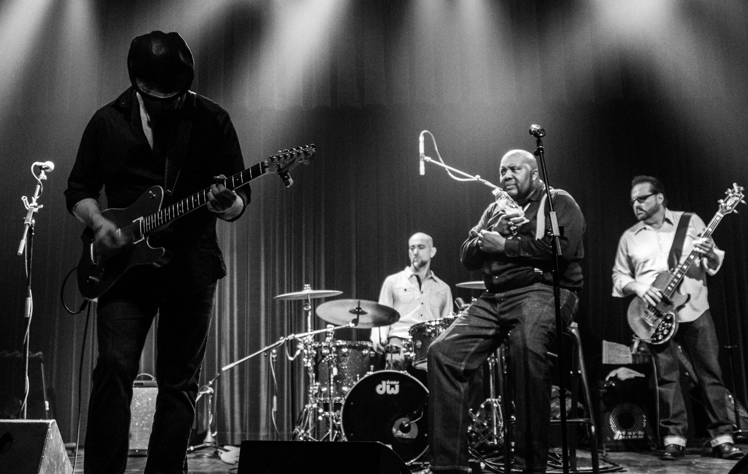 The Blues Giants @ Wildeman, picture 14, photographed by Raf Degeest - FrontView Magazine