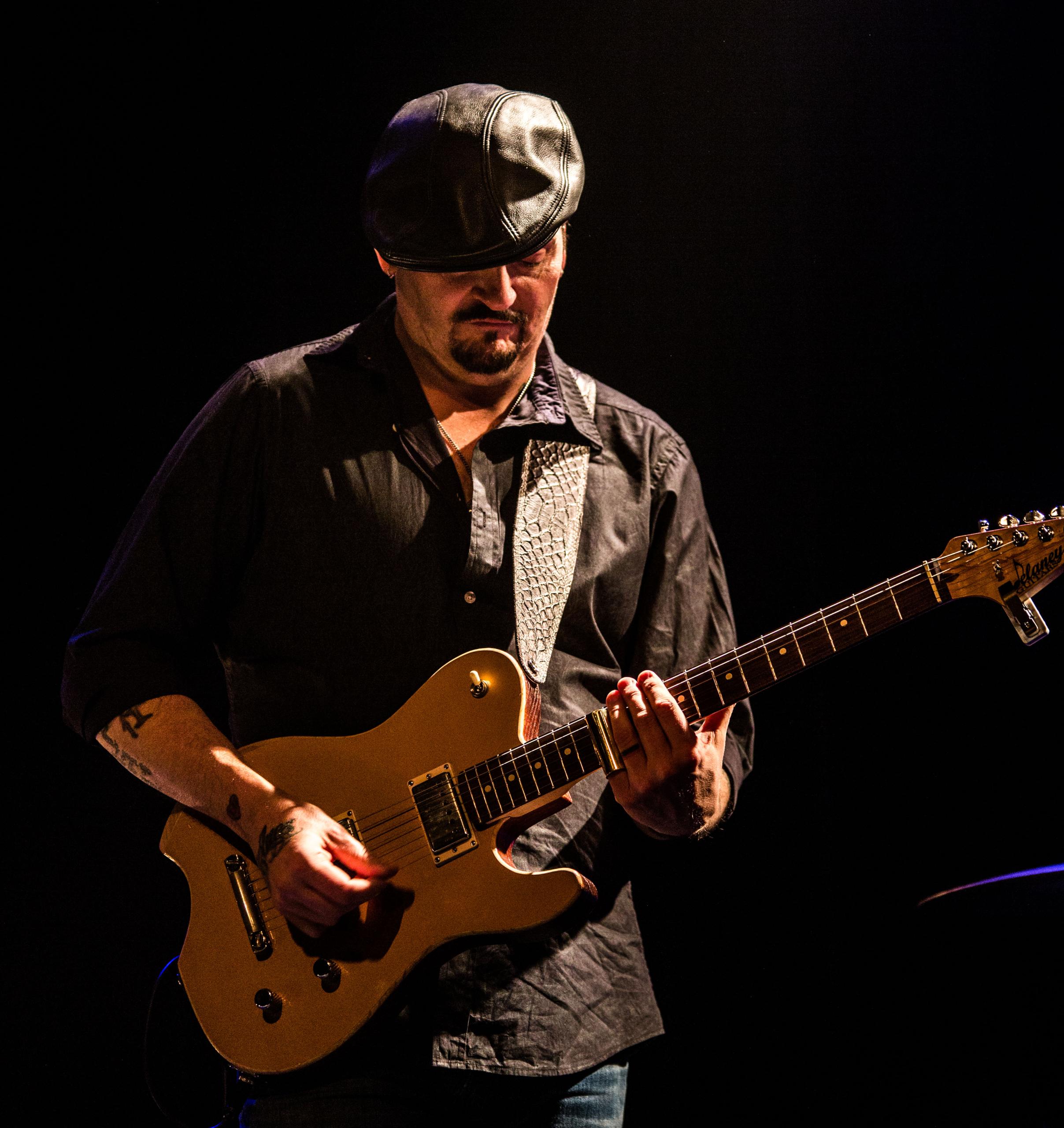 The Blues Giants @ Wildeman, picture 17, photographed by Raf Degeest - FrontView Magazine