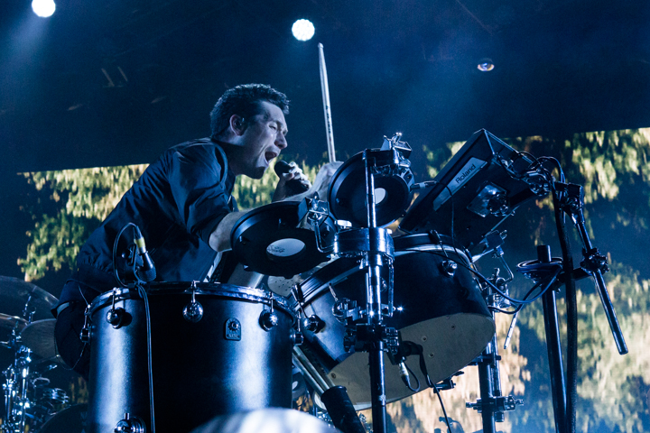 Bastille @ Sportpaleis, foto 16, foto's door Dieter  Boone - FrontView Magazine