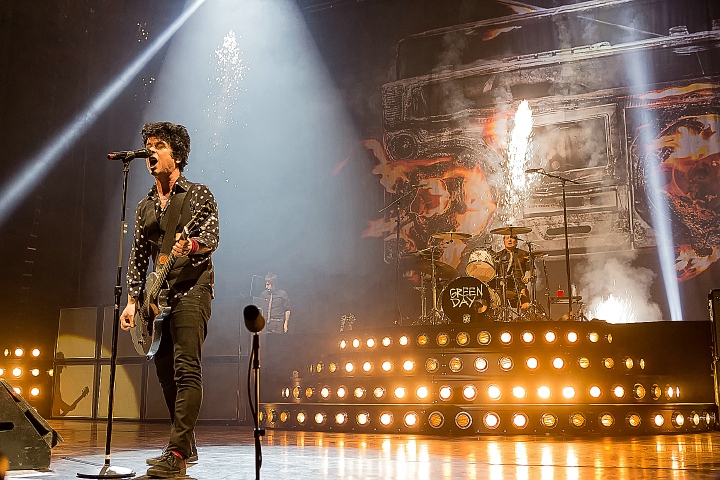 Green Day @ Vorst Nationaal, picture 22, photographed by Edwin Houdevelt - FrontView Magazine