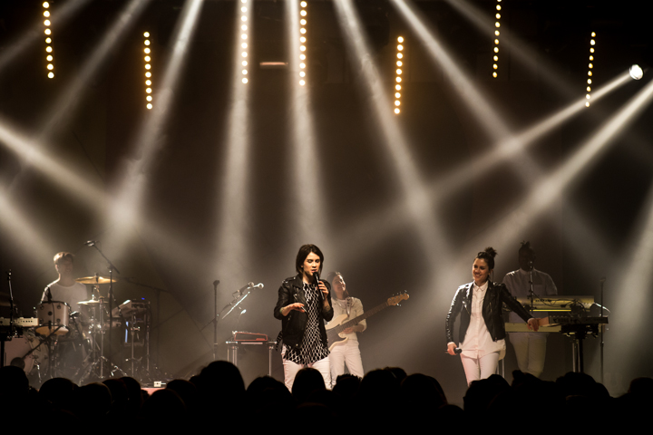 Tegan and Sara @ Trix, picture 8, photographed by Dieter  Boone - FrontView Magazine