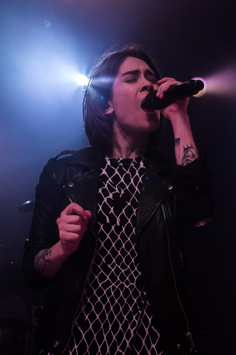 Tegan and Sara @ Trix, picture 13, photographed by Dieter  Boone - FrontView Magazine