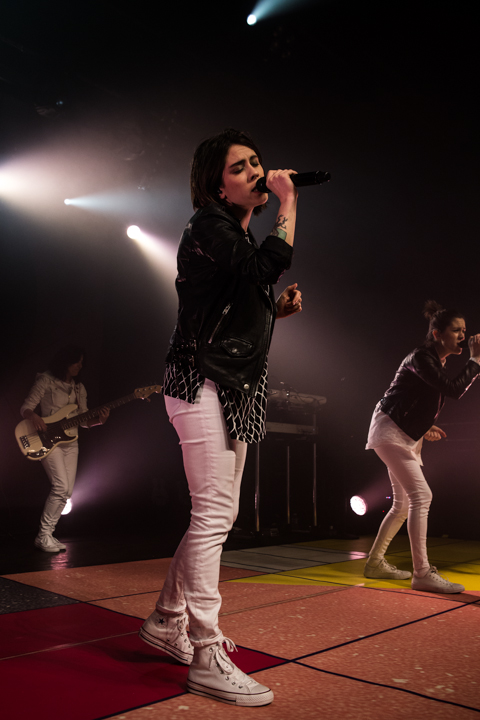 Tegan and Sara @ Trix, picture 15, photographed by Dieter  Boone - FrontView Magazine