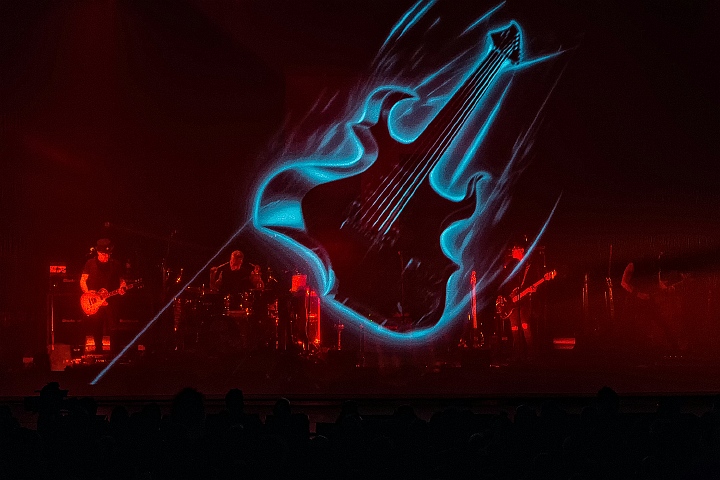 Gutterdämmerung @ Ancienne Belgique, picture 8, photographed by Edwin Houdevelt - FrontView Magazine