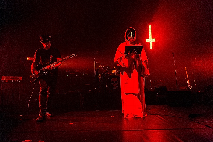Gutterdämmerung @ Ancienne Belgique, picture 22, photographed by Edwin Houdevelt - FrontView Magazine