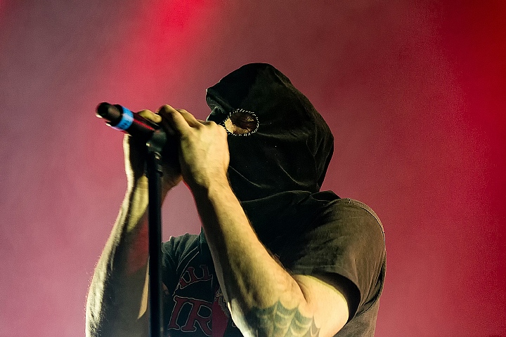 Gutterdämmerung @ Ancienne Belgique, picture 32, photographed by Edwin Houdevelt - FrontView Magazine