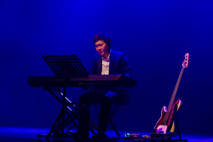 Some3Else @ GC De Muze, picture 11, photographed by Kristof Hayen - FrontView Magazine