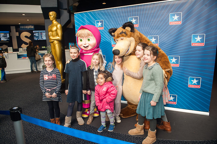 Première Masha en de Beer naar de bioscoop! @ Kinepolis Antwerpen, picture 12, photographed by Goele Bormans - FrontView Magazine