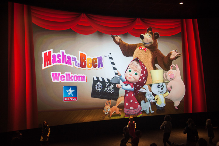 Première Masha en de Beer naar de bioscoop! @ Kinepolis Antwerpen, picture 13, photographed by Goele Bormans - FrontView Magazine