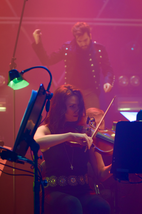 Vigilante Release Show @ Vooruit, picture 2, photographed by Bart Baevegems - FrontView Magazine