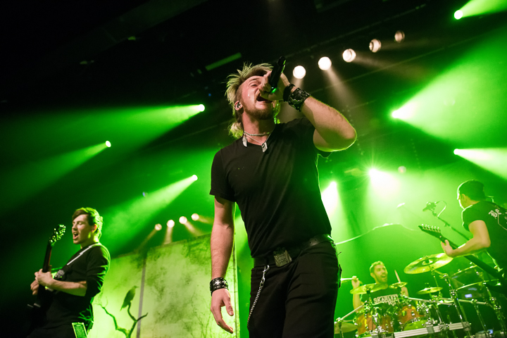 The Raven Age @ Trix, picture 1, photographed by Dorien Goetschalckx - FrontView Magazine