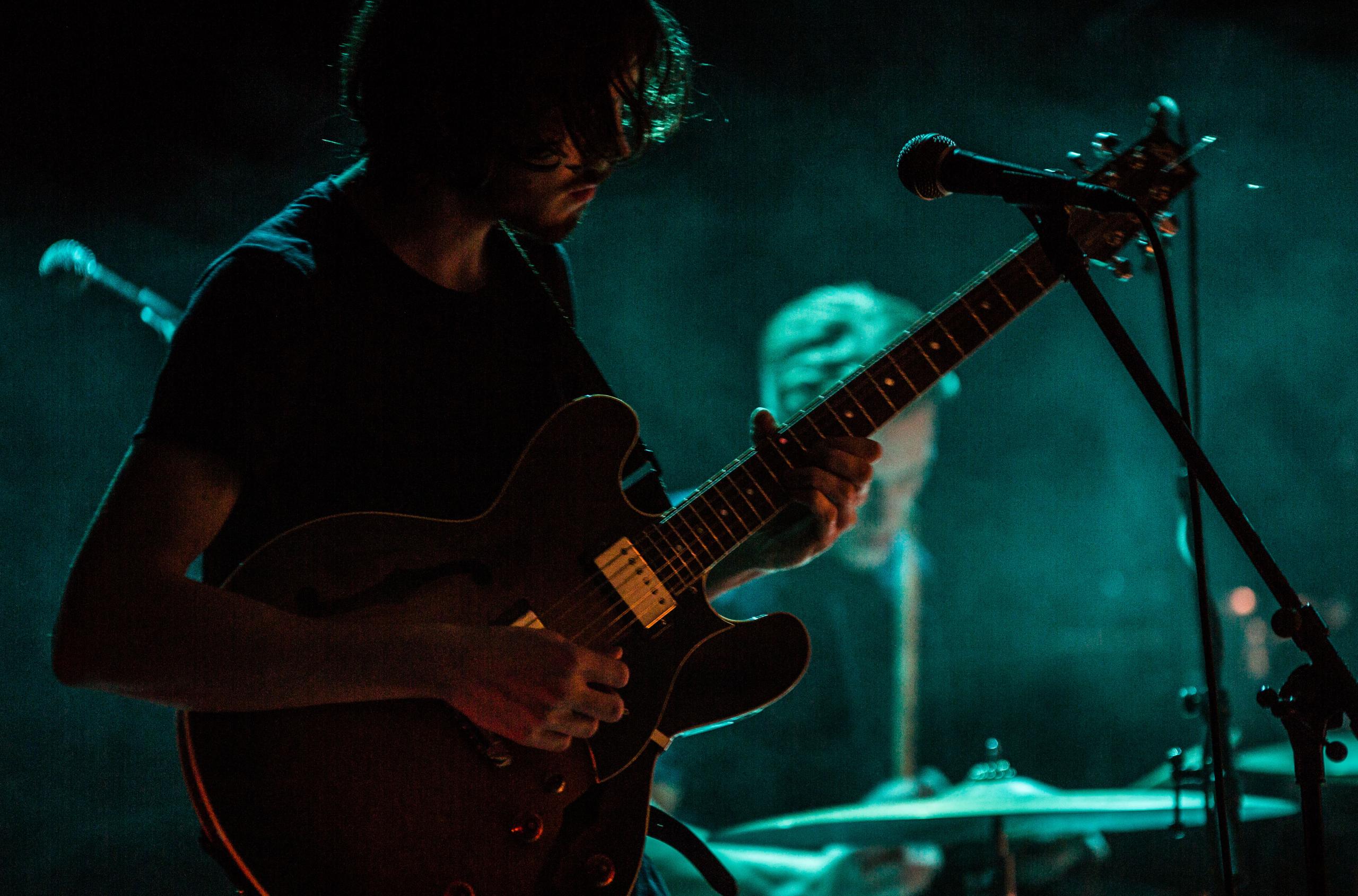 Leonore + Along a Line jong talent on stage, picture 11, photographed by Raf Degeest - FrontView Magazine