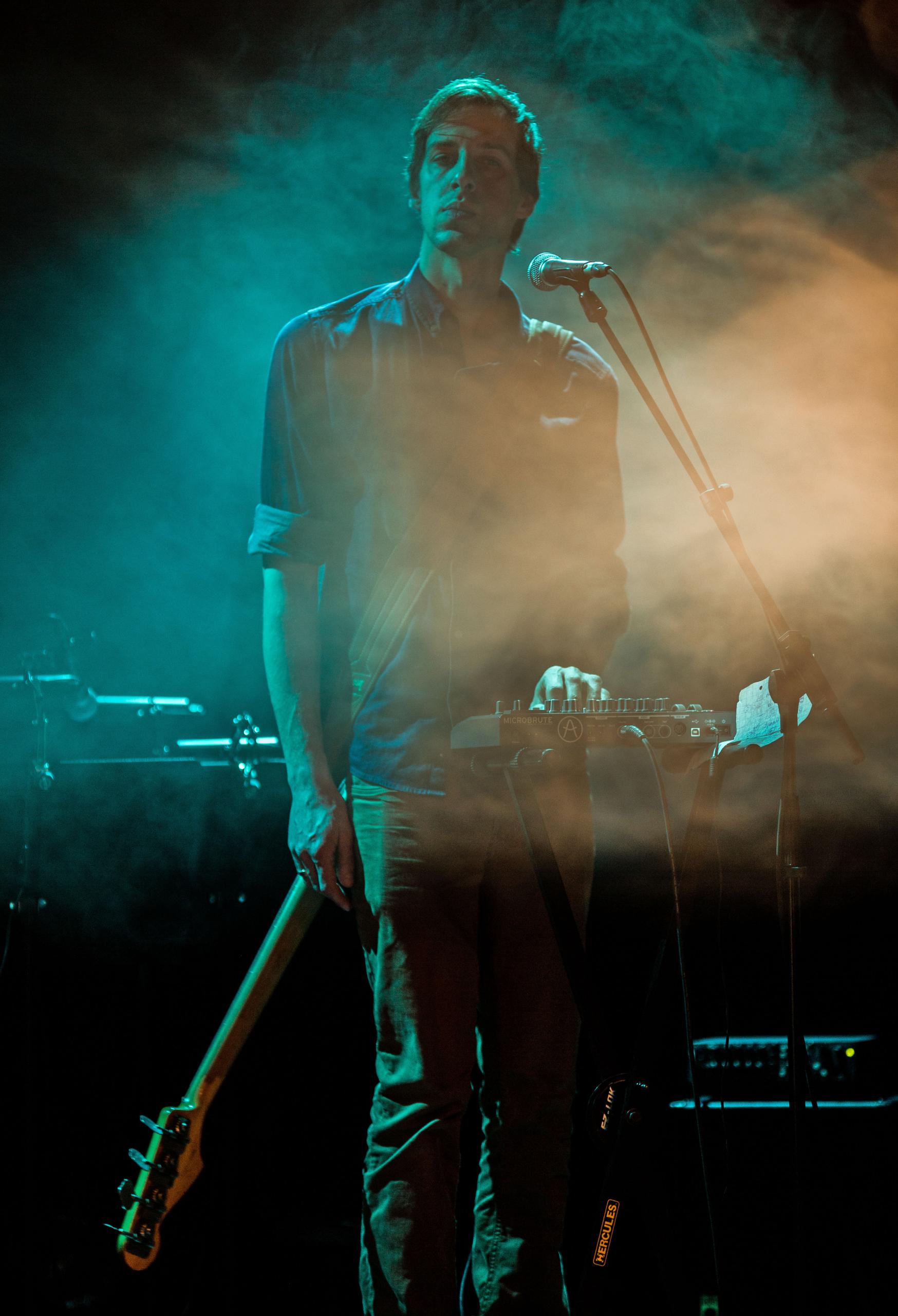 Leonore + Along a Line jong talent on stage, picture 12, photographed by Raf Degeest - FrontView Magazine