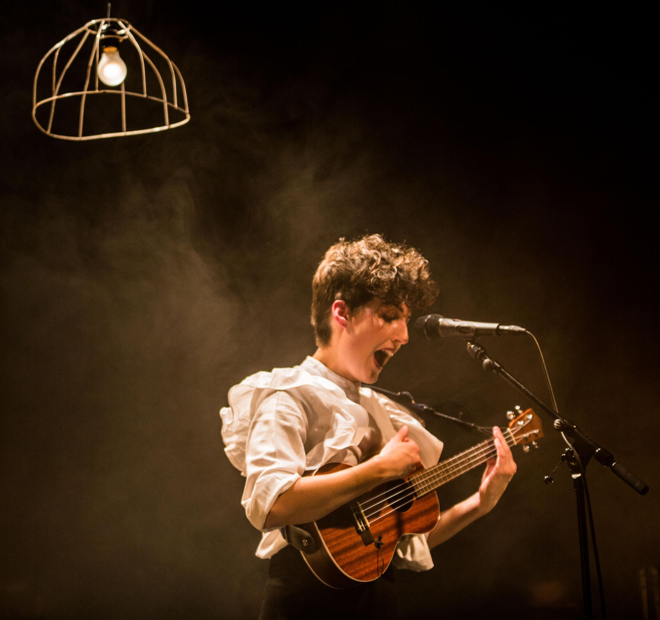 Leonore + Along a Line jong talent on stage, picture 40, photographed by Raf Degeest - FrontView Magazine