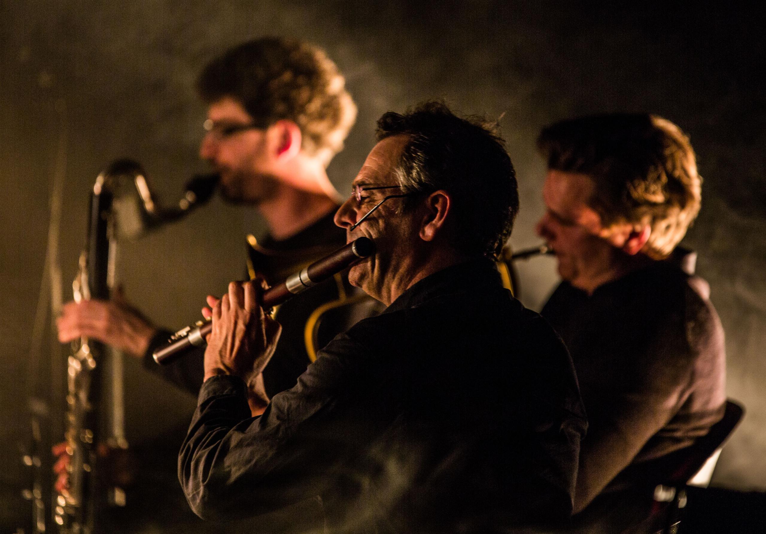 Leonore + Along a Line jong talent on stage, picture 52, photographed by Raf Degeest - FrontView Magazine