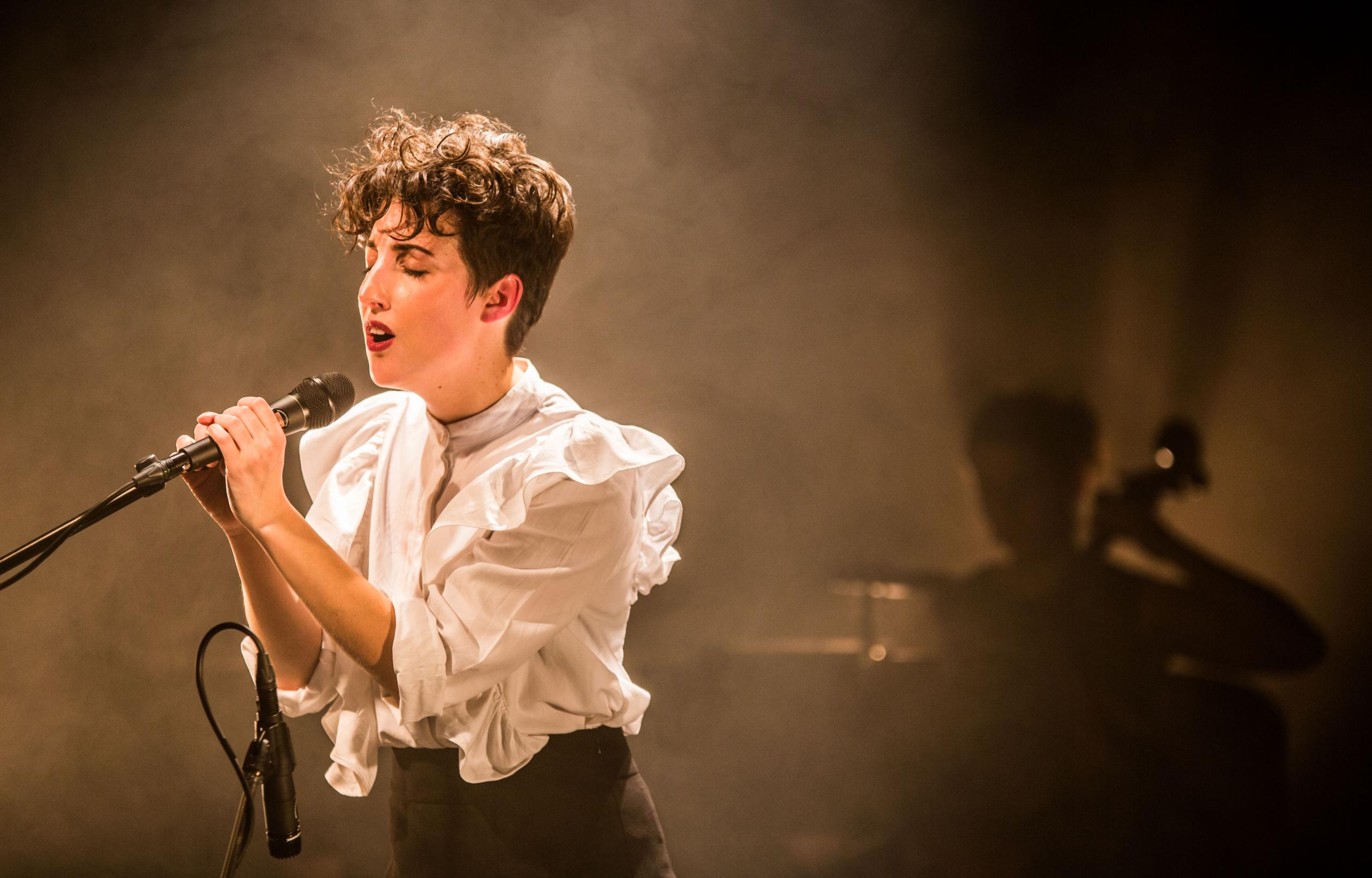 Leonore + Along a Line jong talent on stage, picture 53, photographed by Raf Degeest - FrontView Magazine