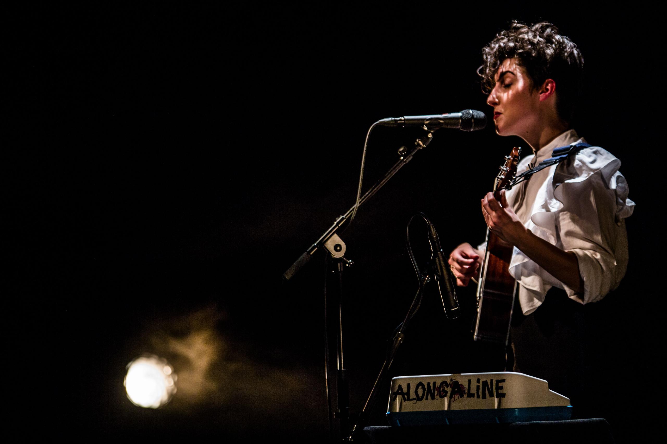 Leonore + Along a Line jong talent on stage, picture 54, photographed by Raf Degeest - FrontView Magazine