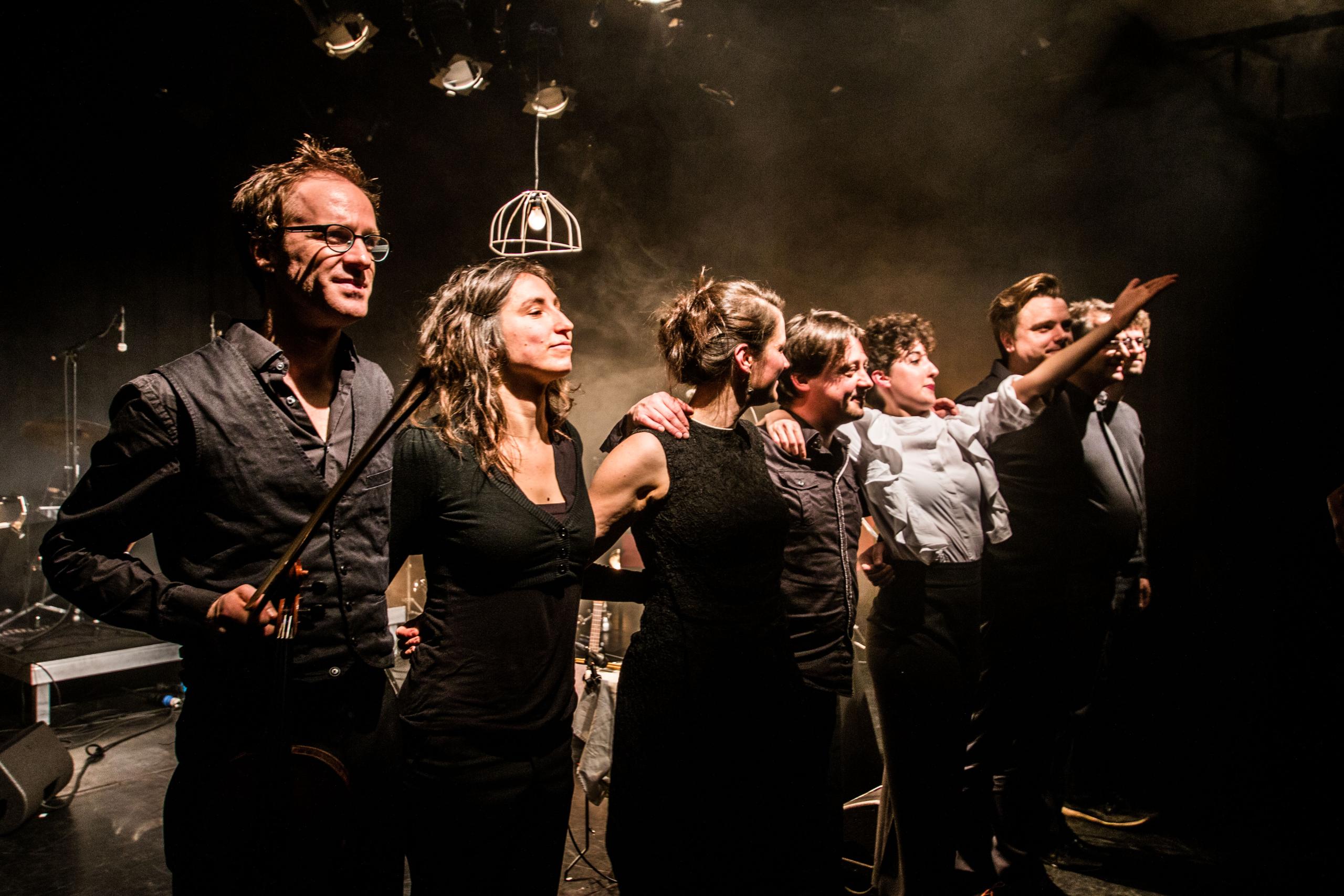 Leonore + Along a Line jong talent on stage, picture 57, photographed by Raf Degeest - FrontView Magazine
