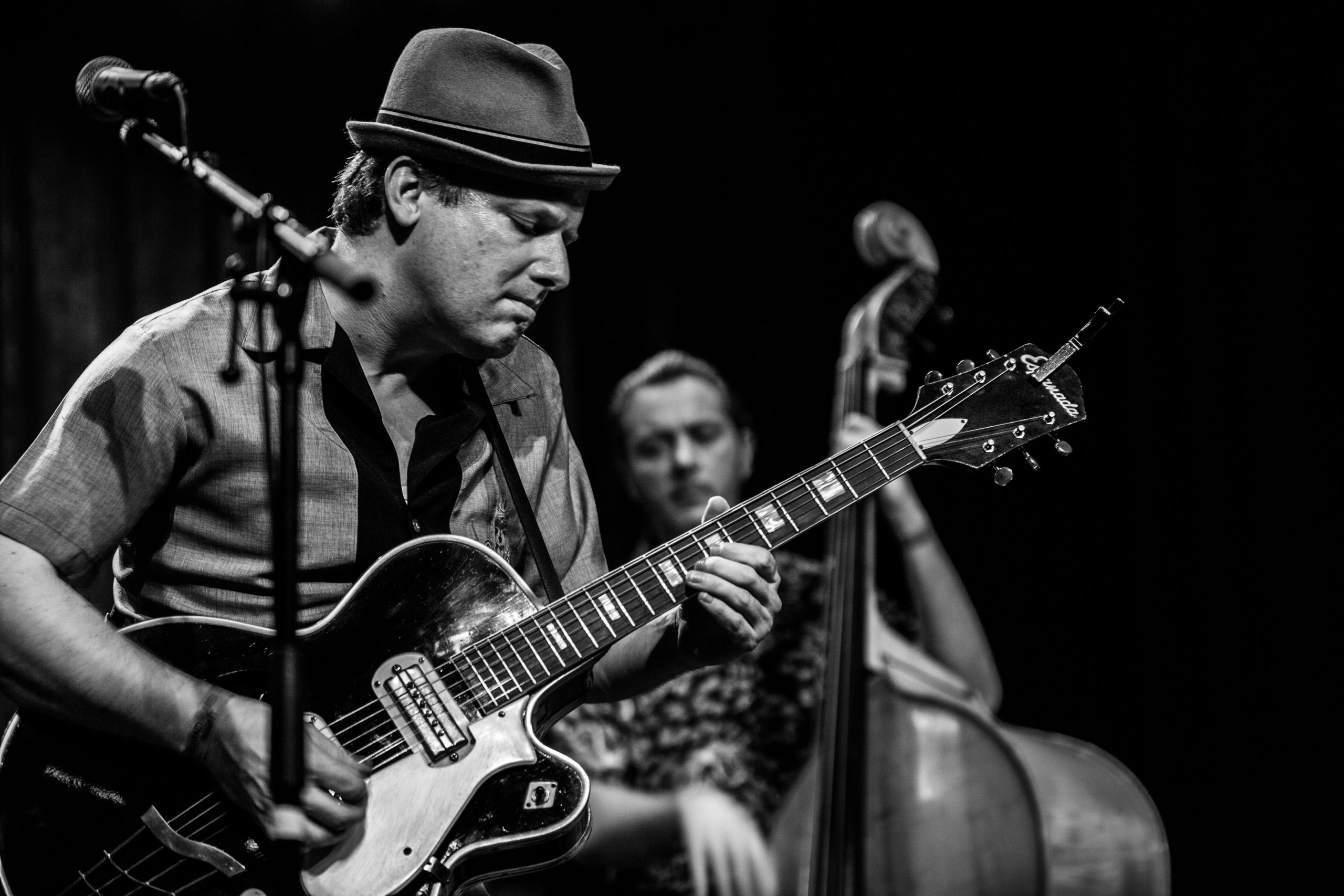 Hageland Blues & Roots Night @ CC De Roos ~ Glabbeek, picture 3, photographed by Raf Degeest - FrontView Magazine