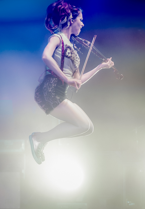 Lindsey Stirling @ 013, picture 14, photographed by Dave van Hout - FrontView Magazine