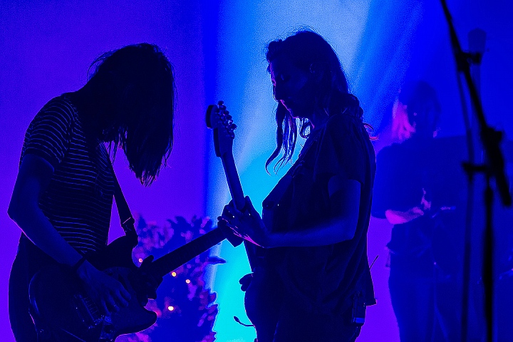 Warpaint @ Ancienne Belgique, picture 17, photographed by Edwin Houdevelt - FrontView Magazine