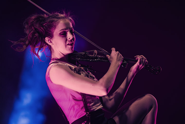 Lindsey Stirling @ Stadsschouwburg, foto 6, foto's door Jef Peeters - FrontView Magazine