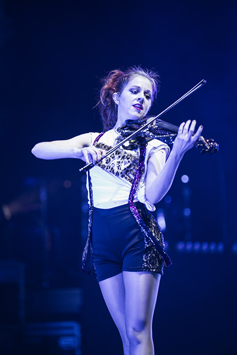 Lindsey Stirling @ Stadsschouwburg, foto 7, foto's door Jef Peeters - FrontView Magazine