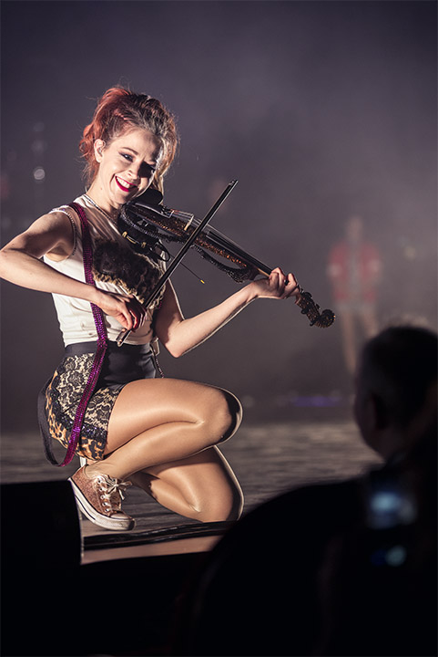 Lindsey Stirling @ Stadsschouwburg, foto 11, foto's door Jef Peeters - FrontView Magazine