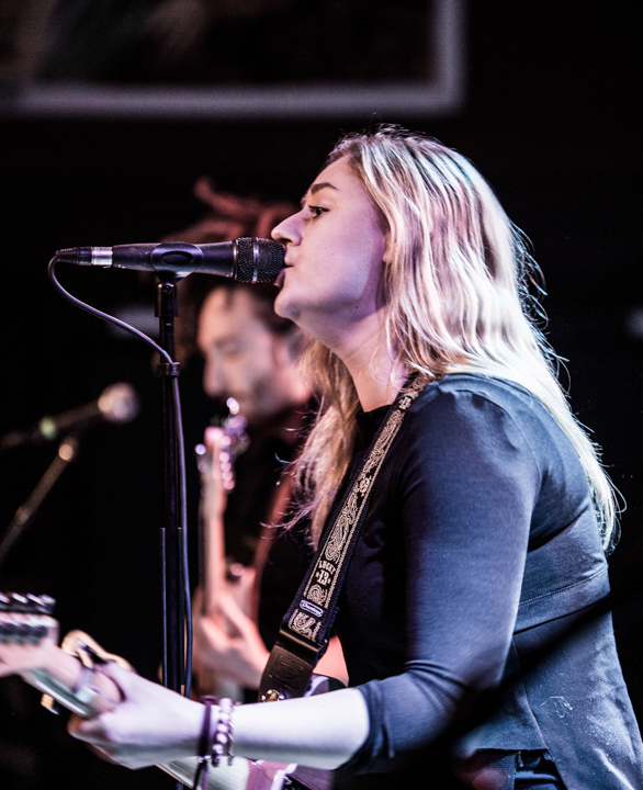 Joanne Shaw Taylor blues gig, picture 3, photographed by Raf Degeest - FrontView Magazine